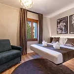 The David - Luxury *